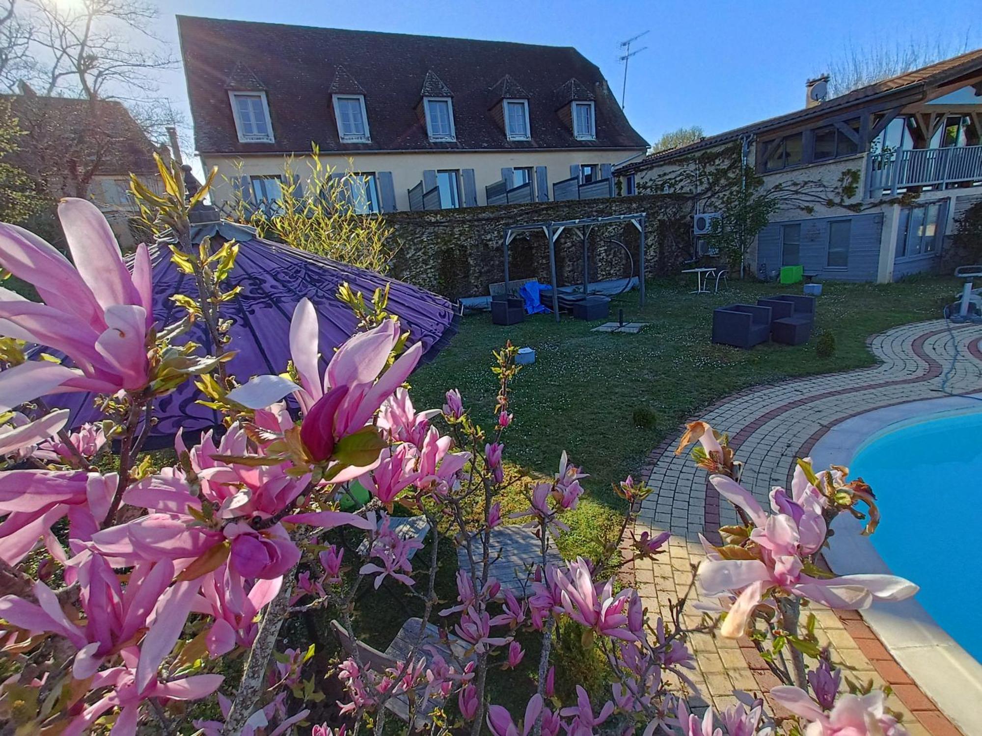 Hotel Bien-Etre Aux Cypres De Marquay Exteriör bild